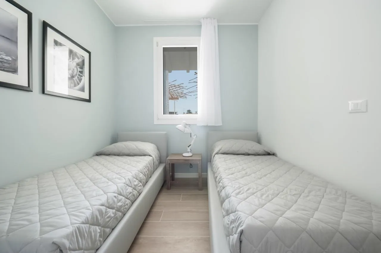 Les Maisons Apartments Lido di Jesolo 0*,